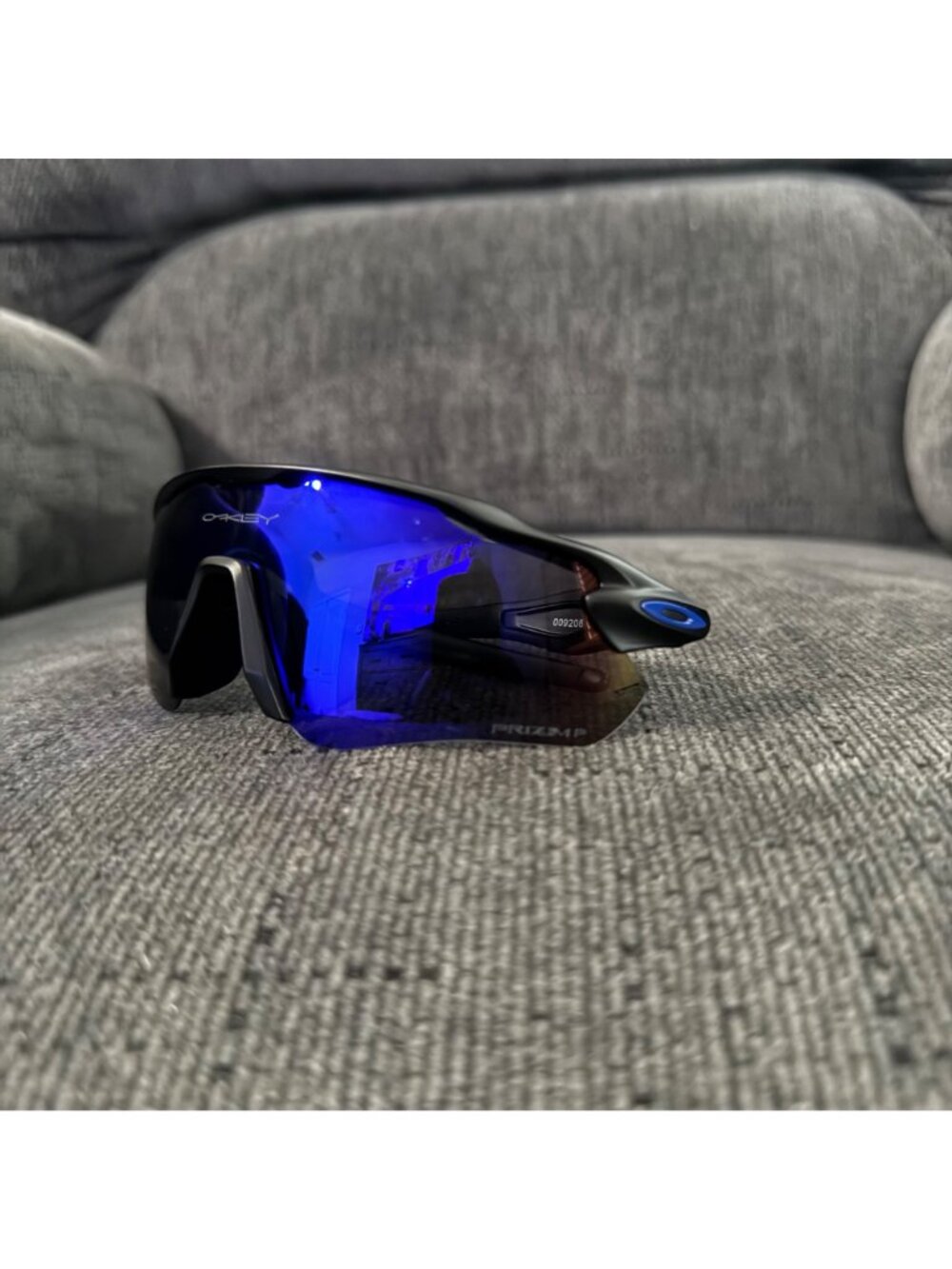 Oakley Radar EV PRIZM Polarized Blue OO9208 Black Frame - Picture 11 of 12